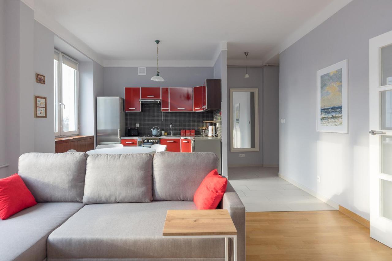 Metro Raclawicka Red Apartment Varşova Dış mekan fotoğraf